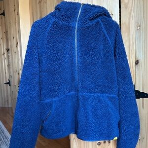 Cozy Blue YELLOW LABEL Sherpa Jacket